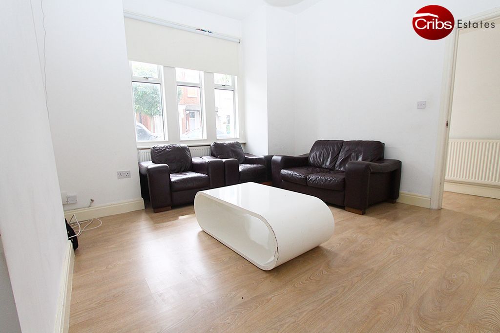 Property photo 2 of 12 Gallery