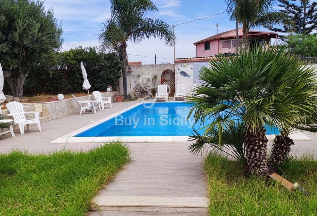 Property photo 2 of 17 <Alttext/>