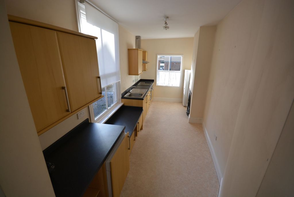 Property photo 2 of 10 Photo 13