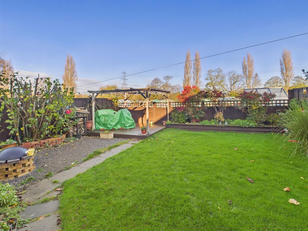 Property photo 3 of 20