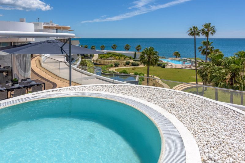 Property photo 1 of 59