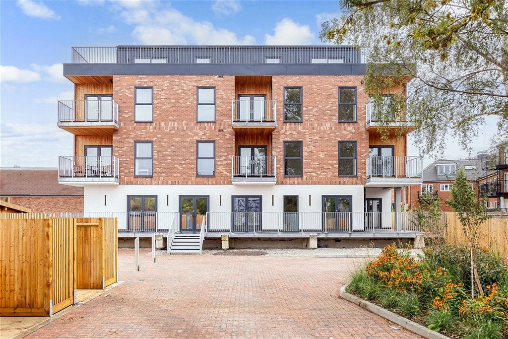 Property photo 2 of 7 Front