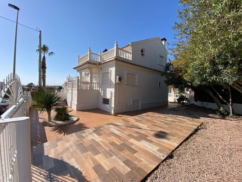 Property photo 1 of 30