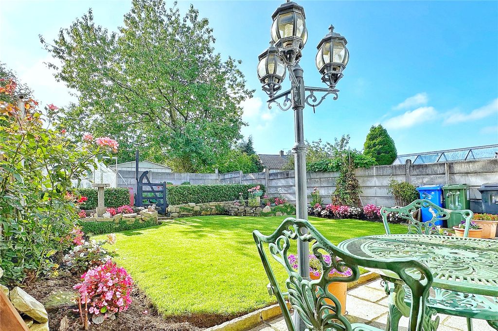 Property photo 3 of 28 Rear Garden