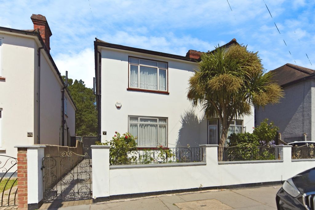 Property photo 1 of 17 Photo