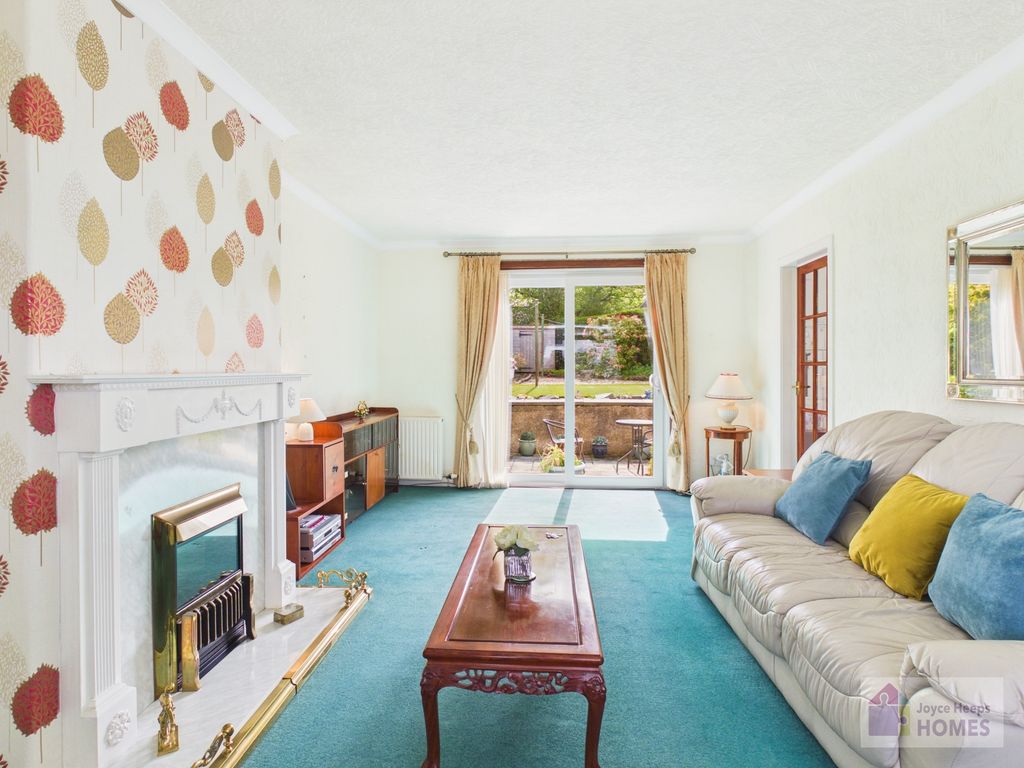 Property photo 2 of 18