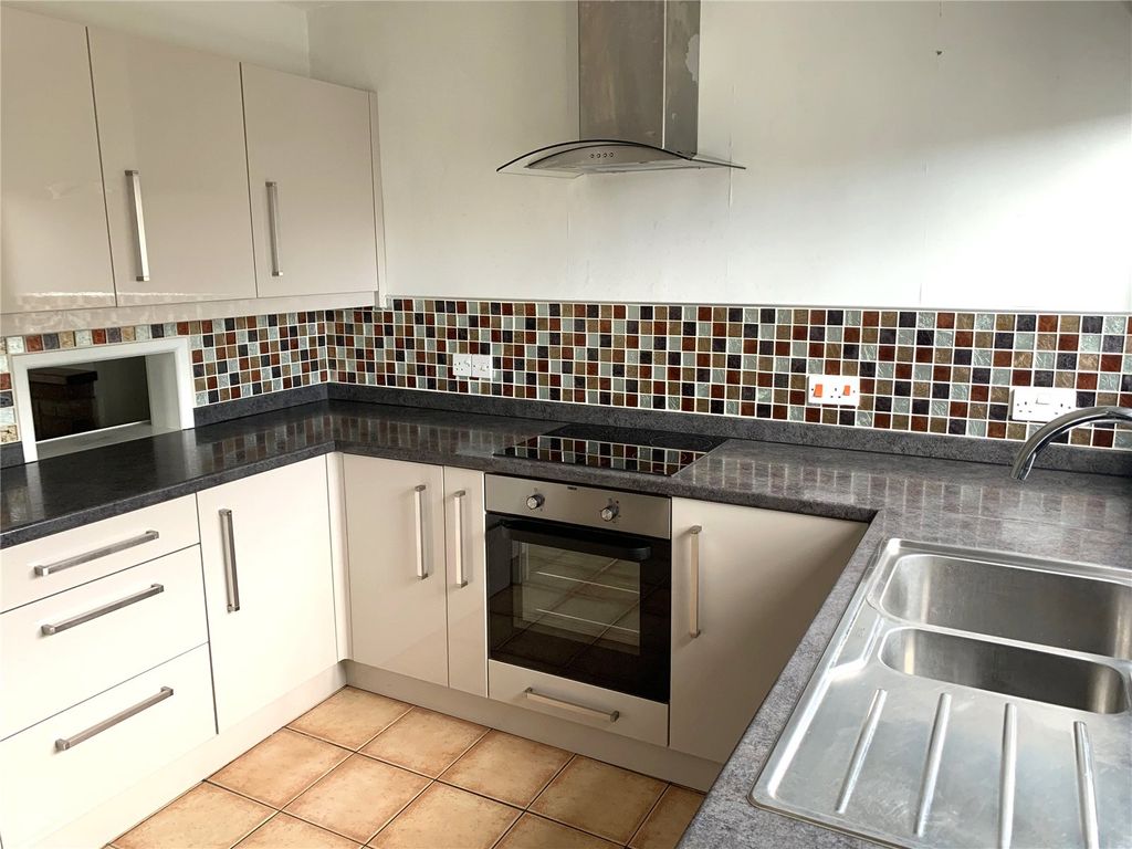 Property photo 3 of 29 Picture No. 16