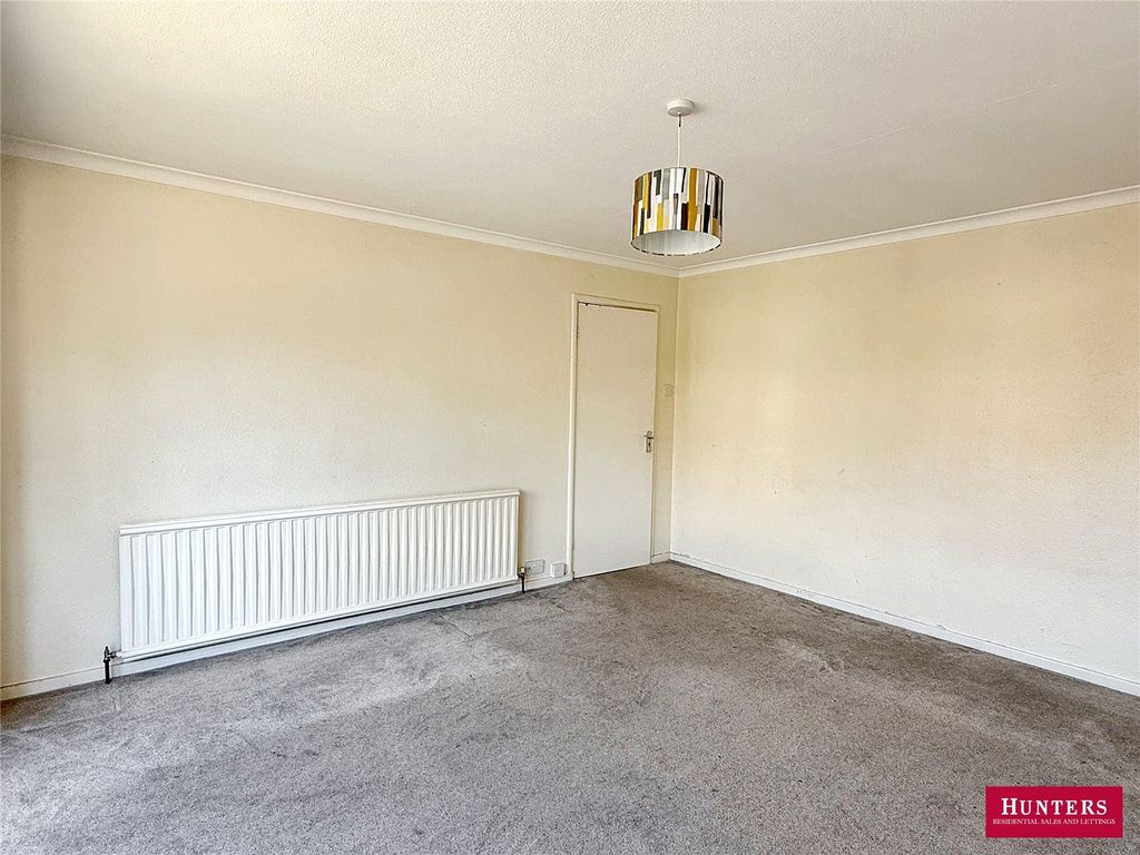 Property photo 3 of 11 Picture No. 37
