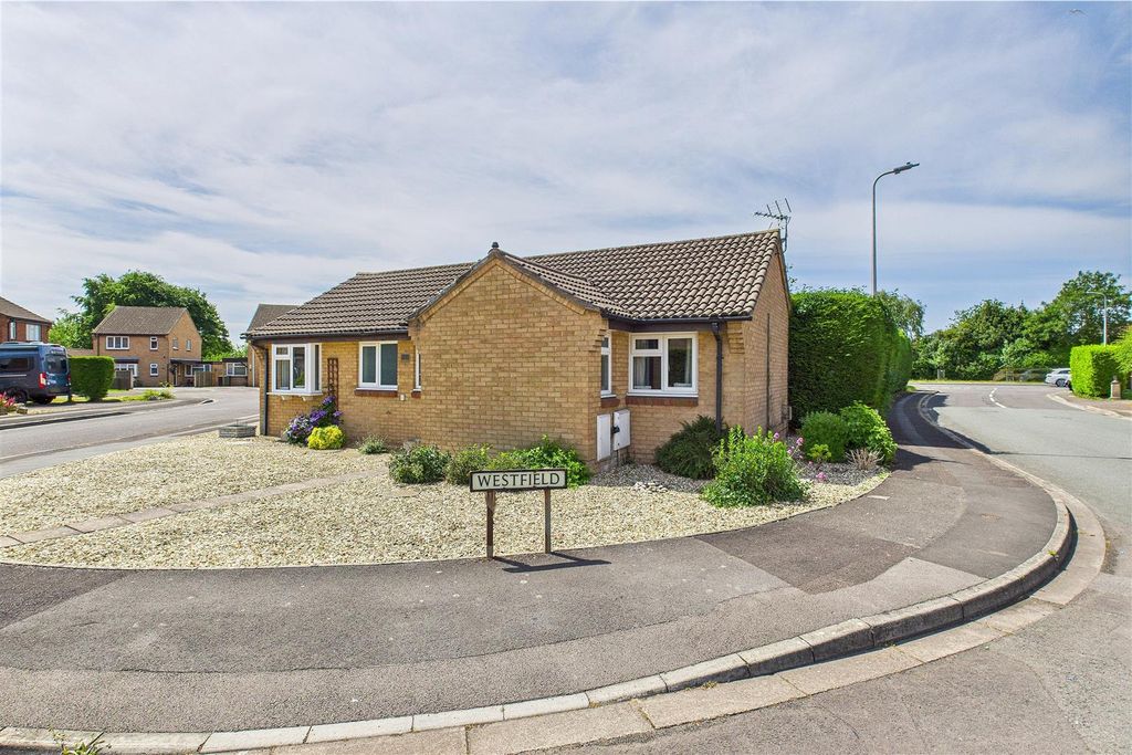 Property photo 1 of 21