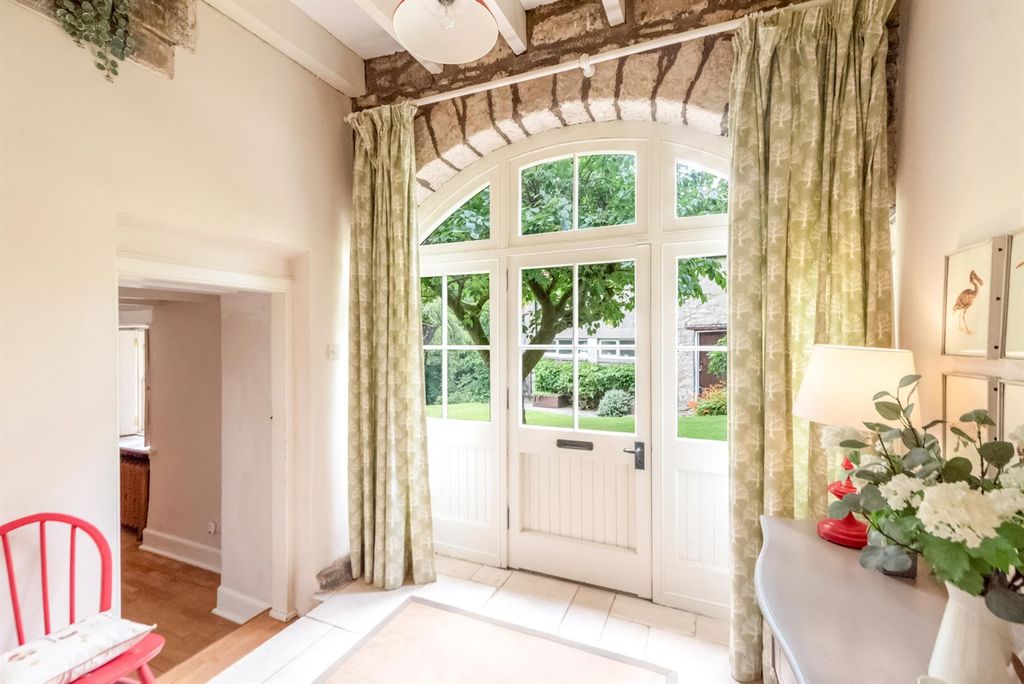 Property photo 2 of 66 11.Jpg