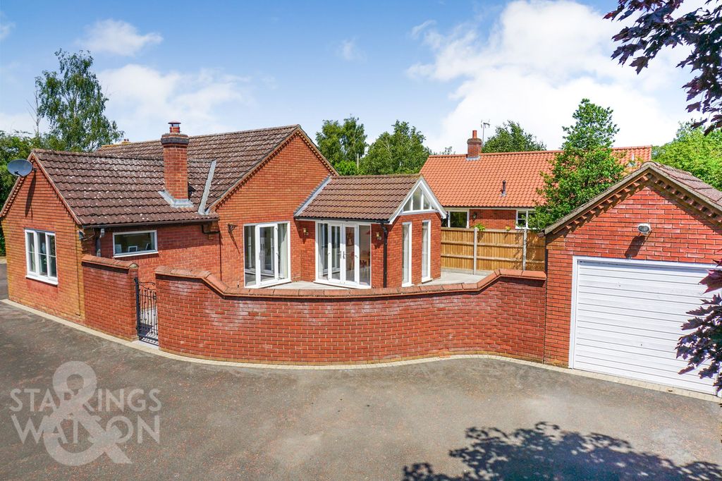 Property photo 1 of 23