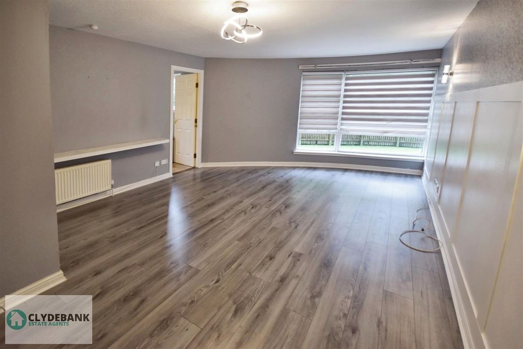 Property photo 2 of 15 2