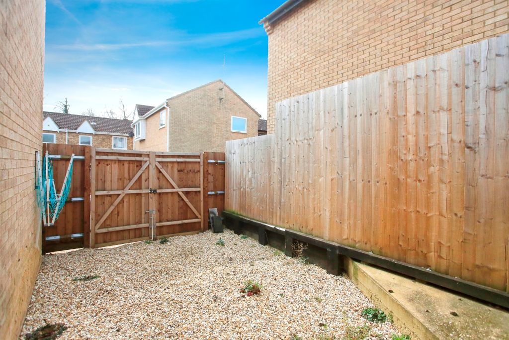 Property photo 3 of 20 Outside