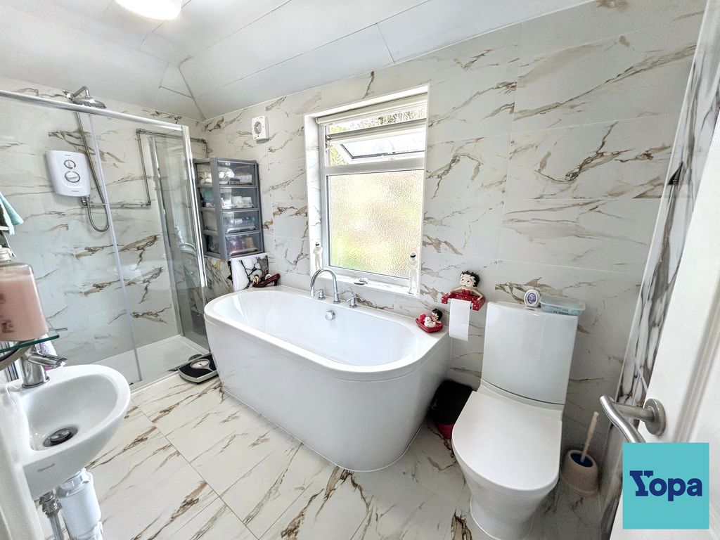 Property photo 3 of 16 First Floor Bathroom With Separate Shower