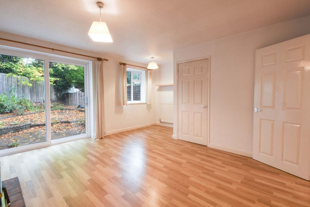 Property photo 3 of 15