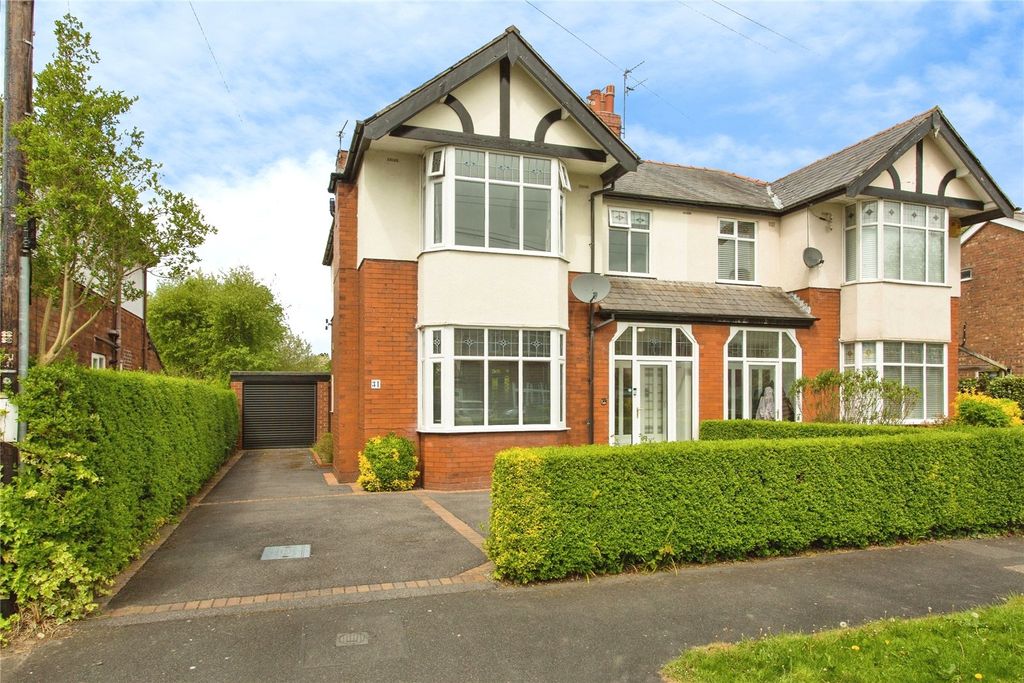 Property photo 1 of 29 Picture No. 09