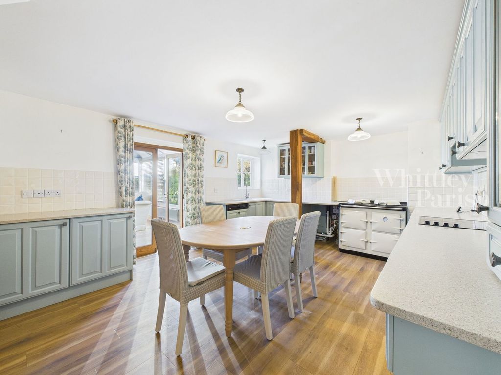 Property photo 3 of 25