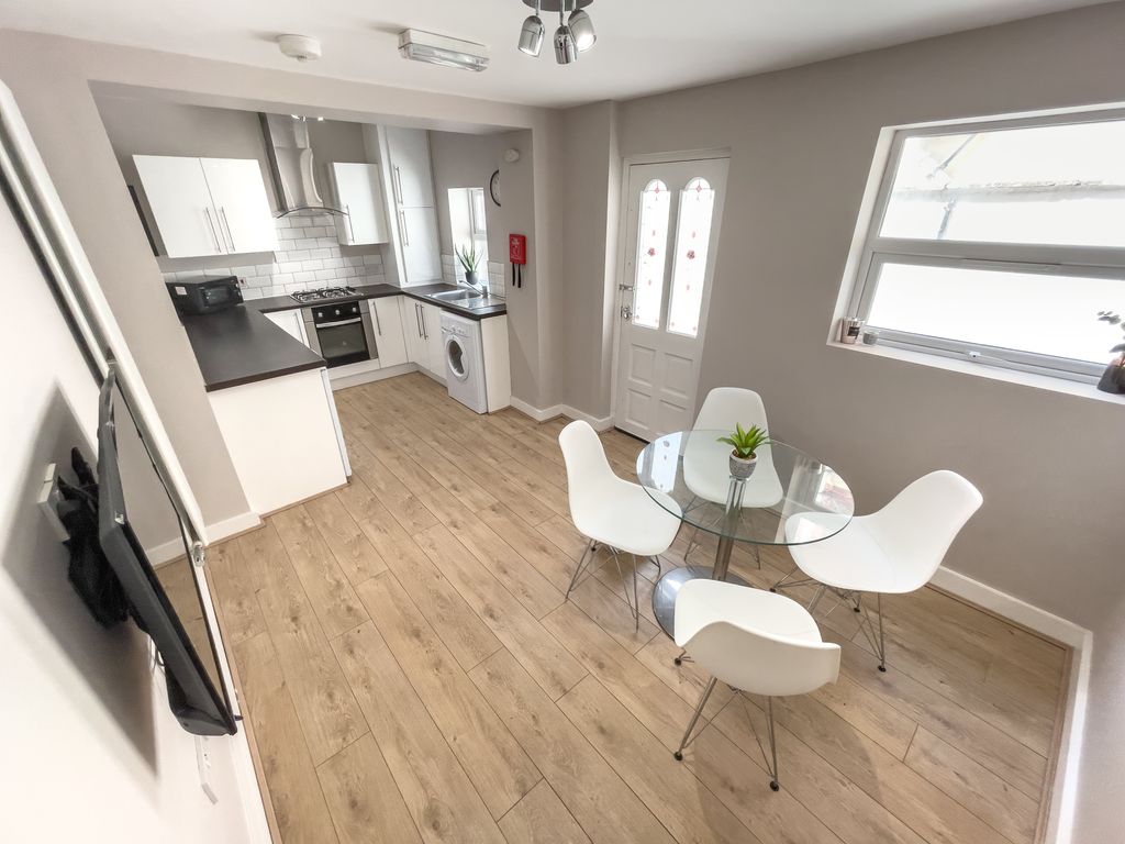 Property photo 1 of 7 Img_0309