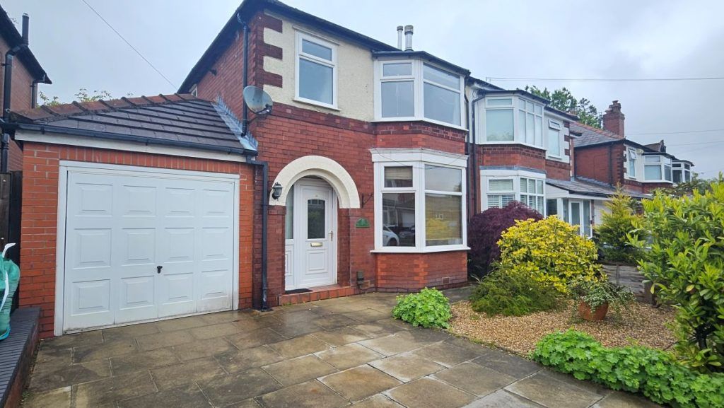 Property photo 2 of 23 2
