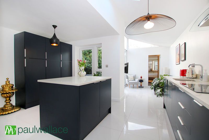 Property photo 3 of 32 Kitchen