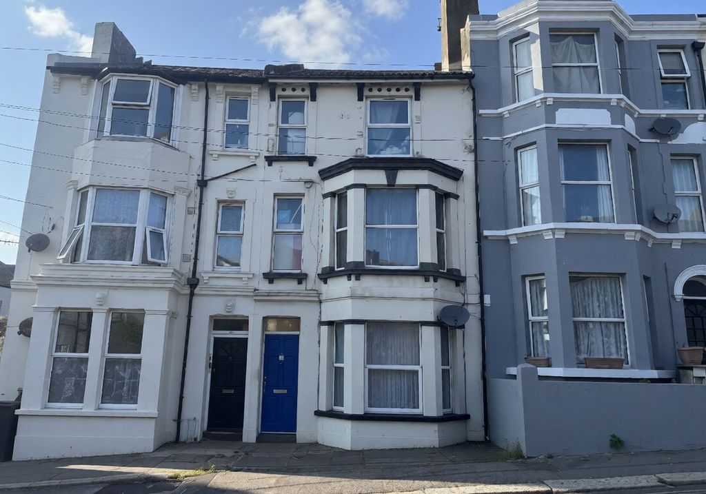 Property photo 1 of 1