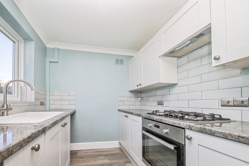 Property photo 2 of 13 Pbox-Img.Jpg