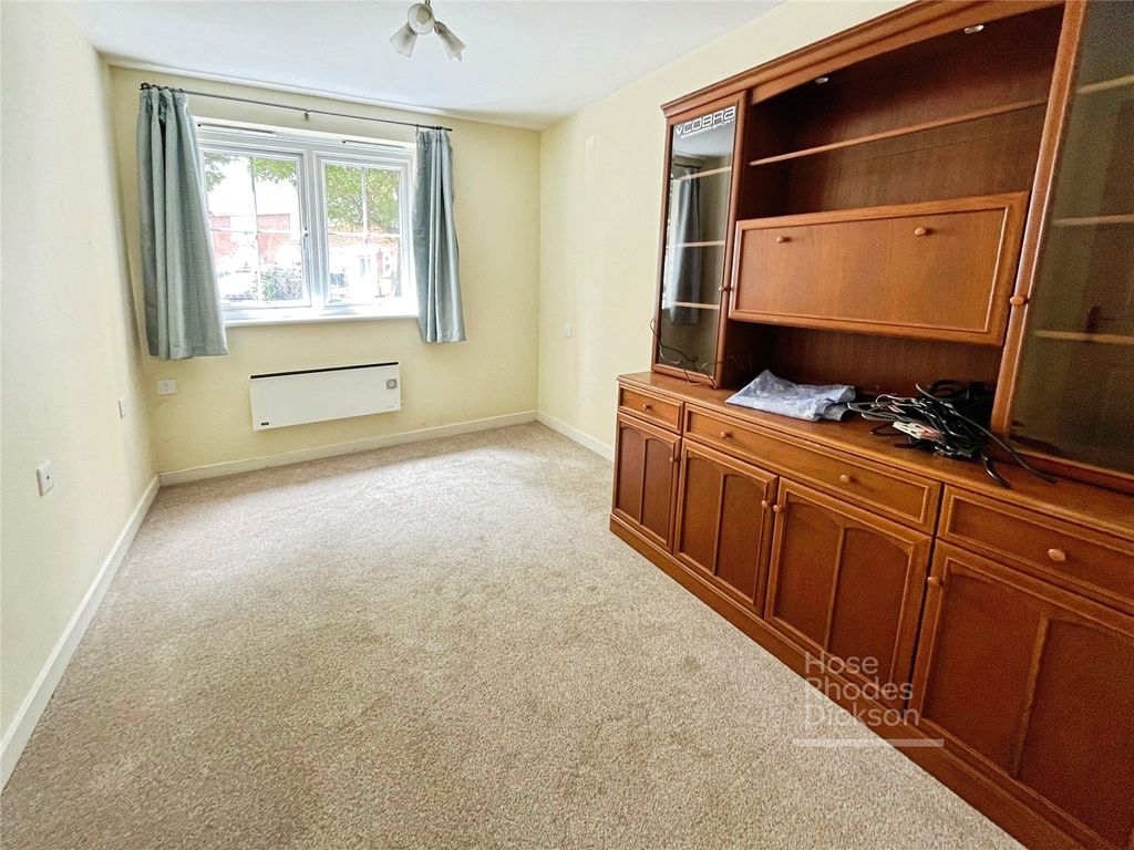 Property photo 3 of 7 Picture No. 09