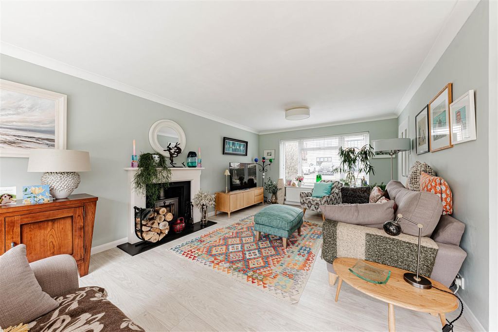 Property photo 2 of 23 L J Imaging-22.Jpg