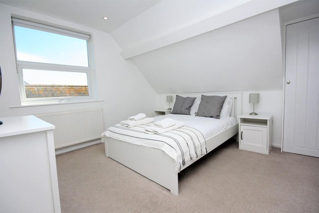 Property photo 3 of 14 Img_9992.Jpg