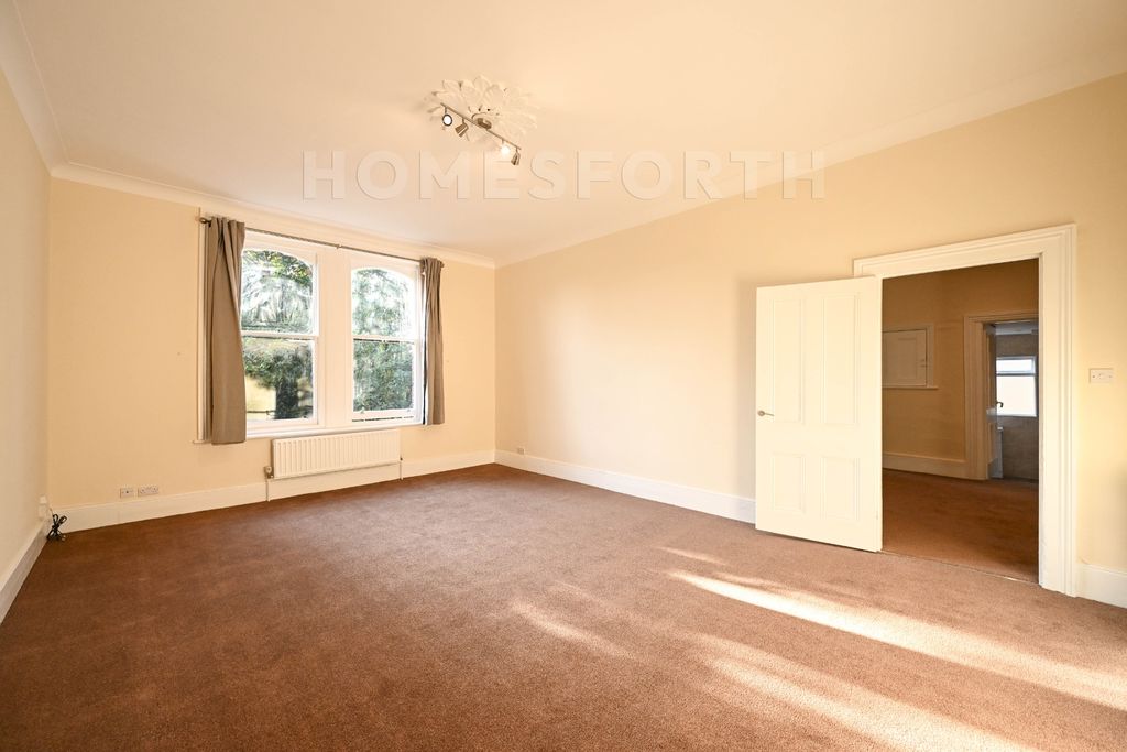 Property photo 1 of 19 Photo 2