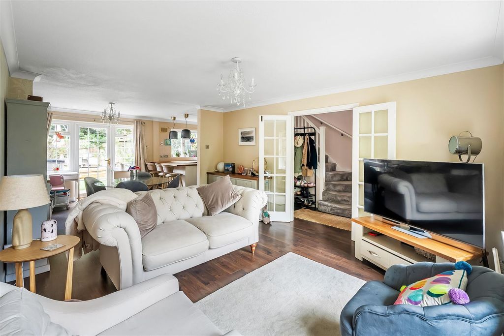 Property photo 2 of 20 14-Wishford-Court-7.Jpg