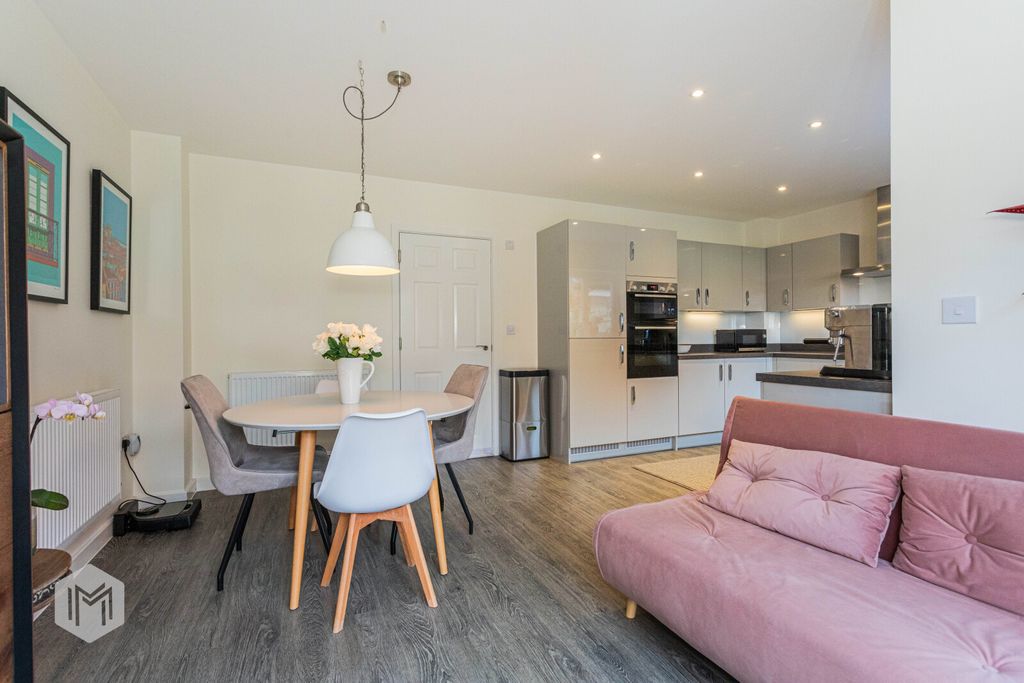 Property photo 3 of 30 Picture No. 10