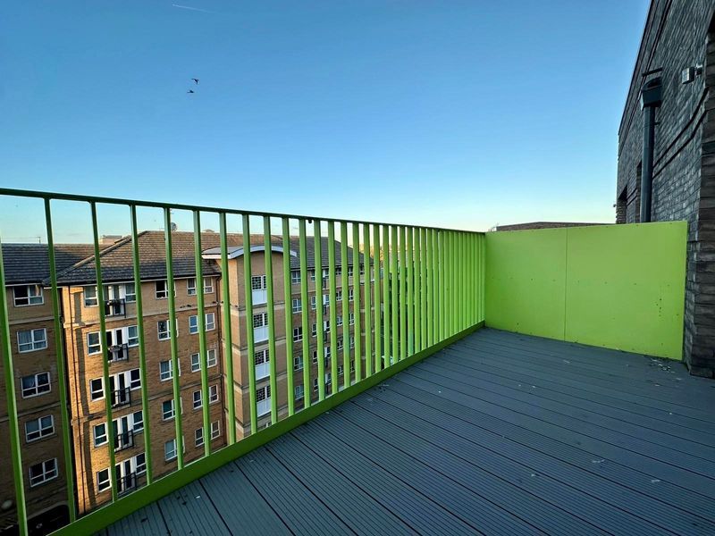 Property photo 3 of 7 Photo 1