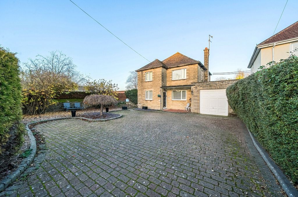 Property photo 1 of 14 Picture No. 02