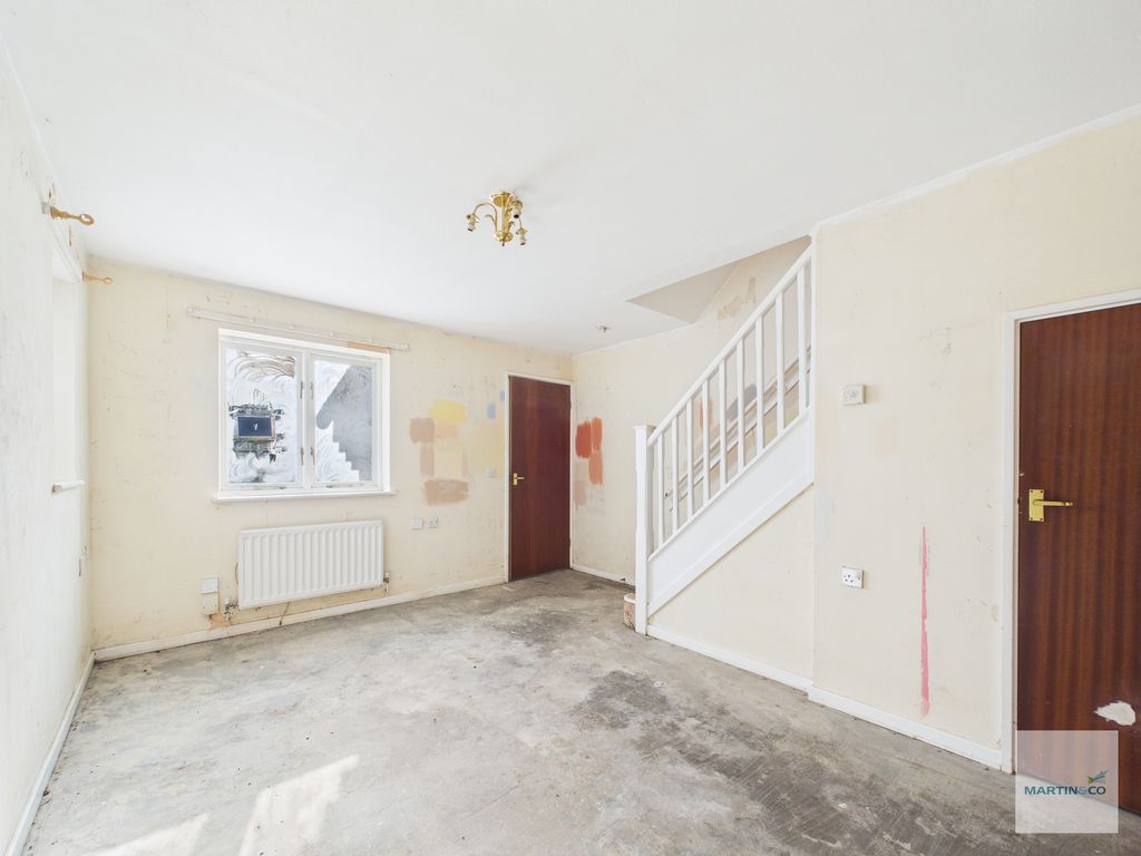 Property photo 2 of 12 Cam03394G0-Pr0469-Still003