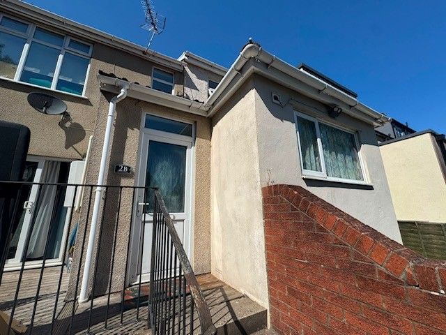 Property photo 1 of 2