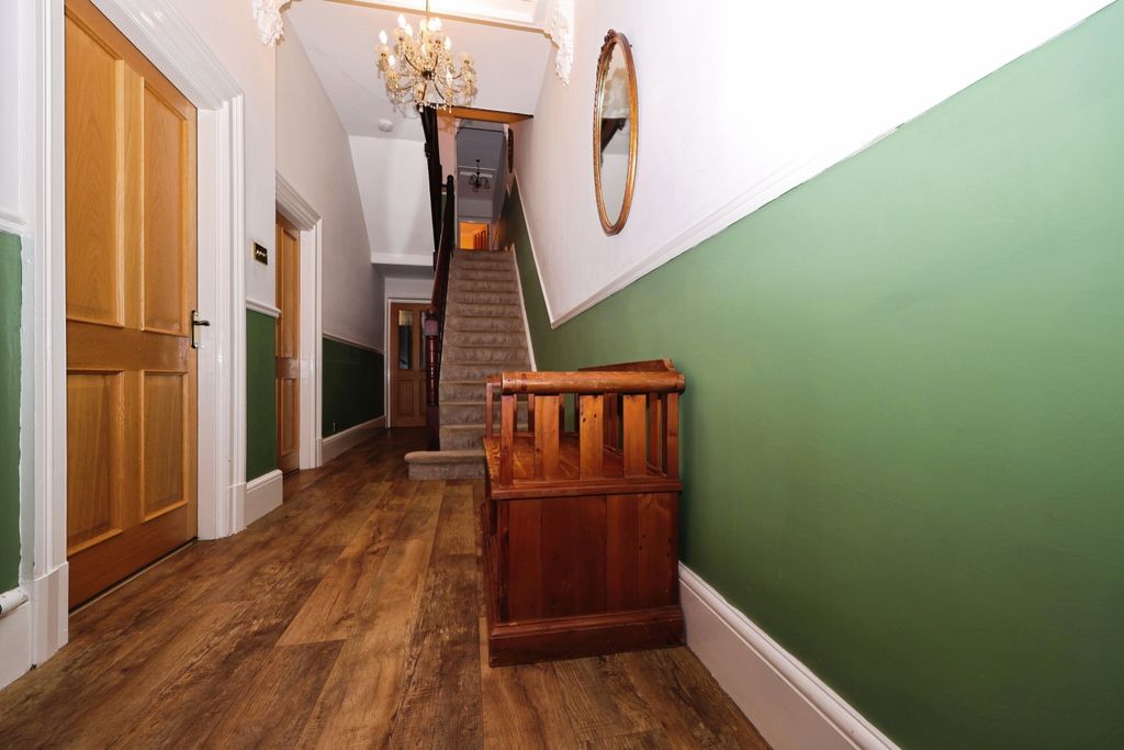 Property photo 3 of 19 Img_4981