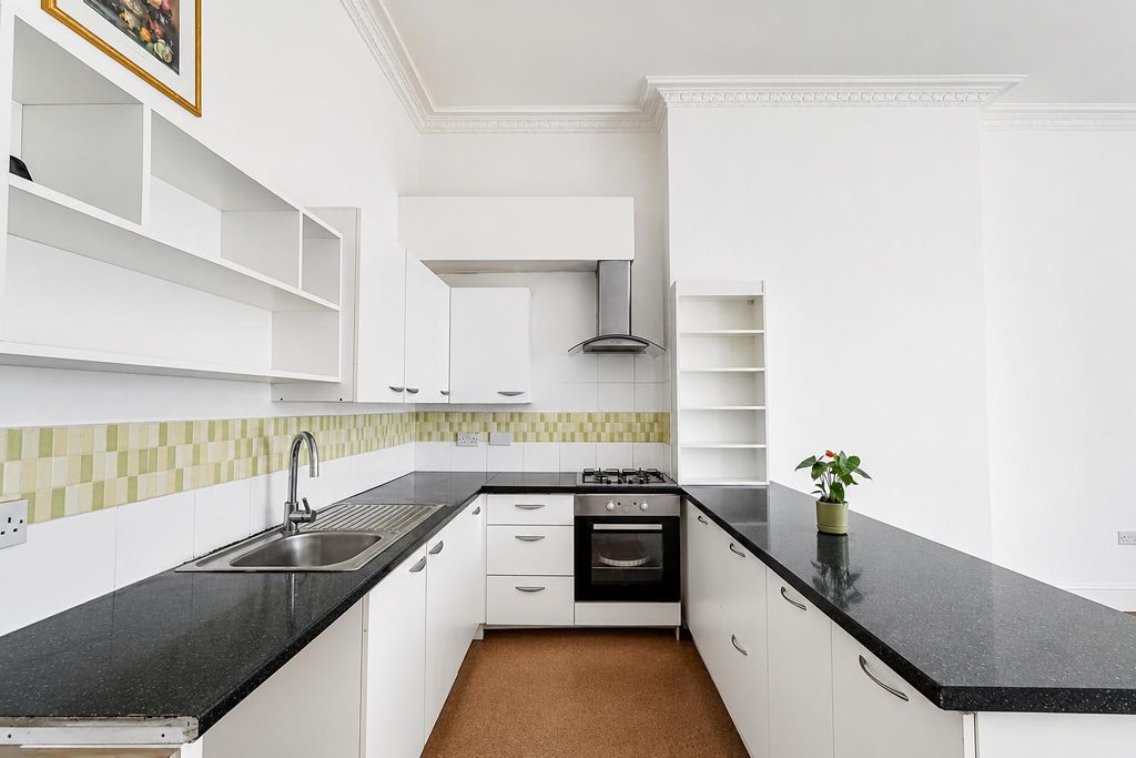 Property photo 3 of 10 1F532609-Fbaf-4248-A8A6-Ece3F3A1059d.Png