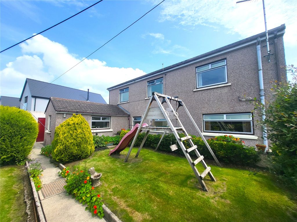 Property photo 2 of 28 Picture No. 02