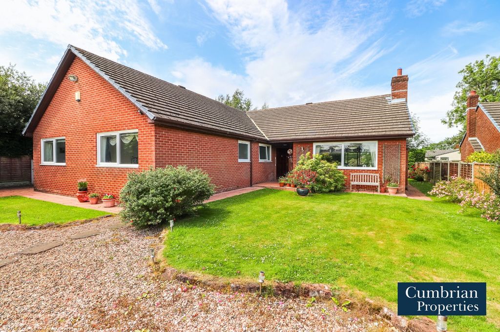 Property photo 1 of 34 External