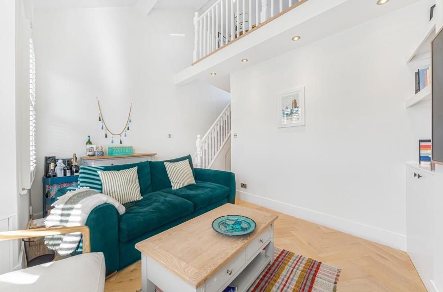 Property photo 3 of 10 2.Jpg