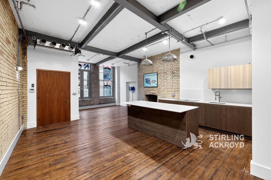 Property photo 1 of 19 Pbox-Img.Jpg