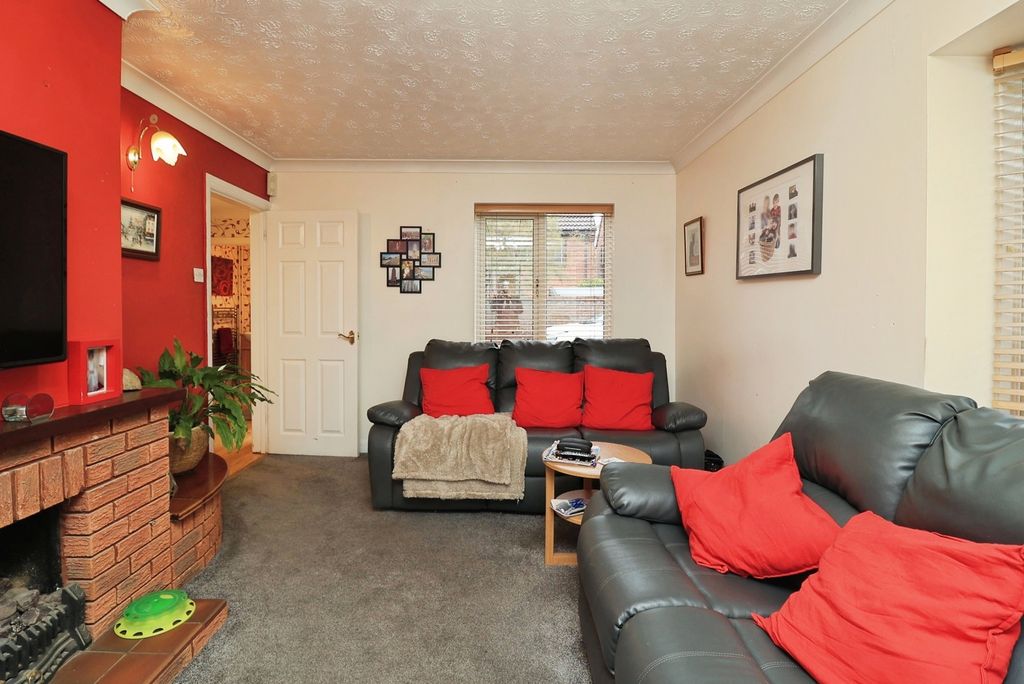Property photo 3 of 23 Pbox-Img.Jpg