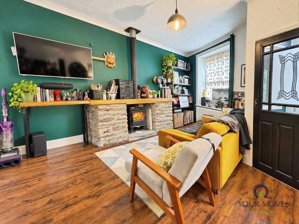 Property photo 2 of 10 Pbox-Img.Png