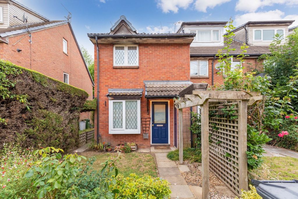 Property photo 1 of 10