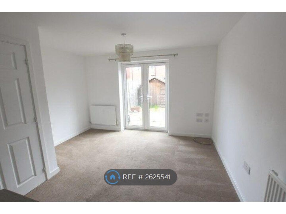 Property photo 3 of 9 Living Room