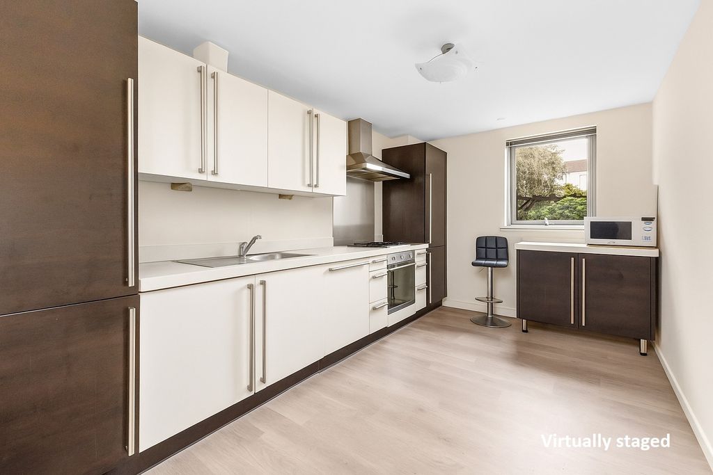 Property photo 3 of 24 Property Image 3