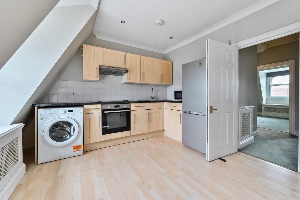 Property photo 2 of 17 Kitchen