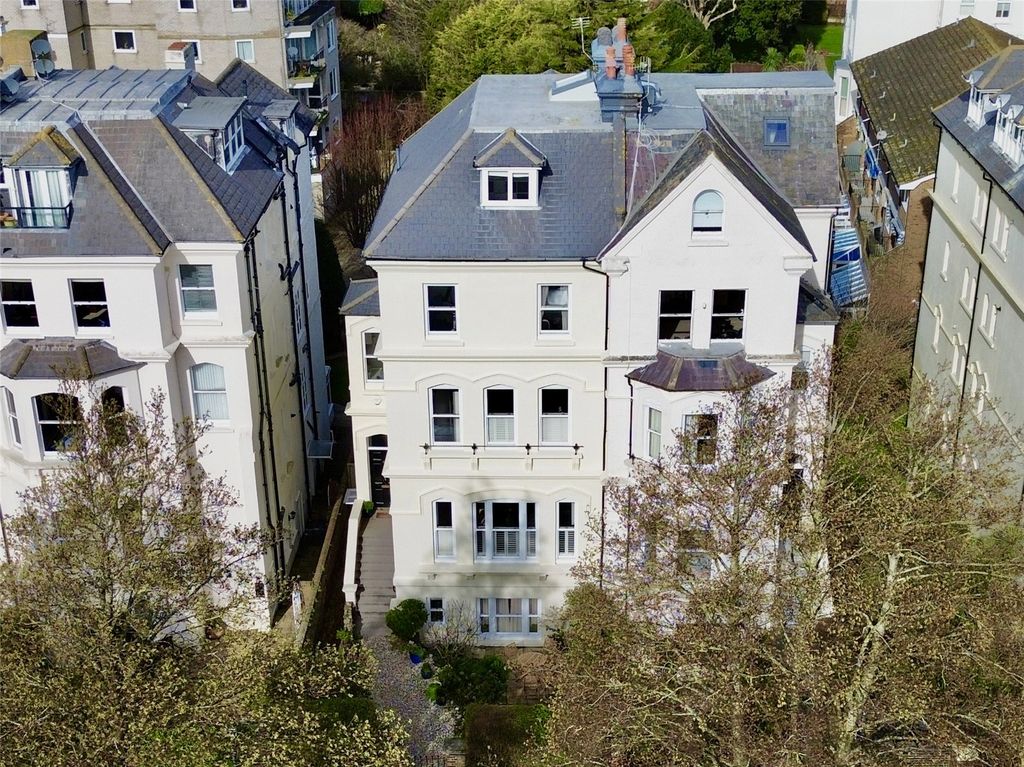 Property photo 1 of 31 Picture No. 37