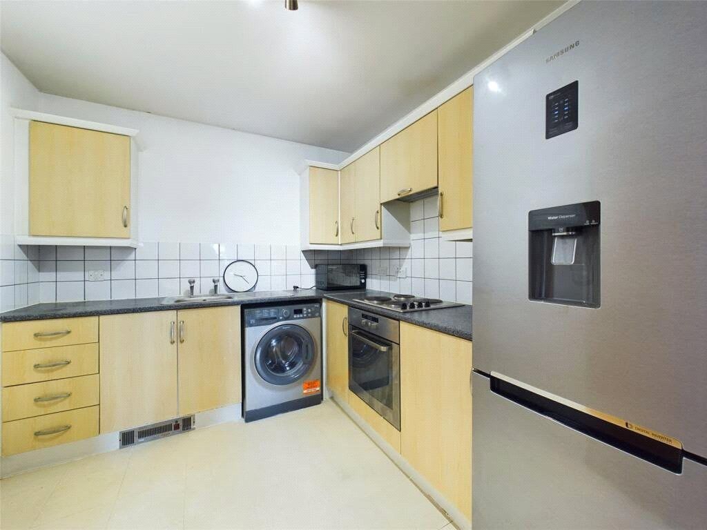 Property photo 1 of 6 Kitchen